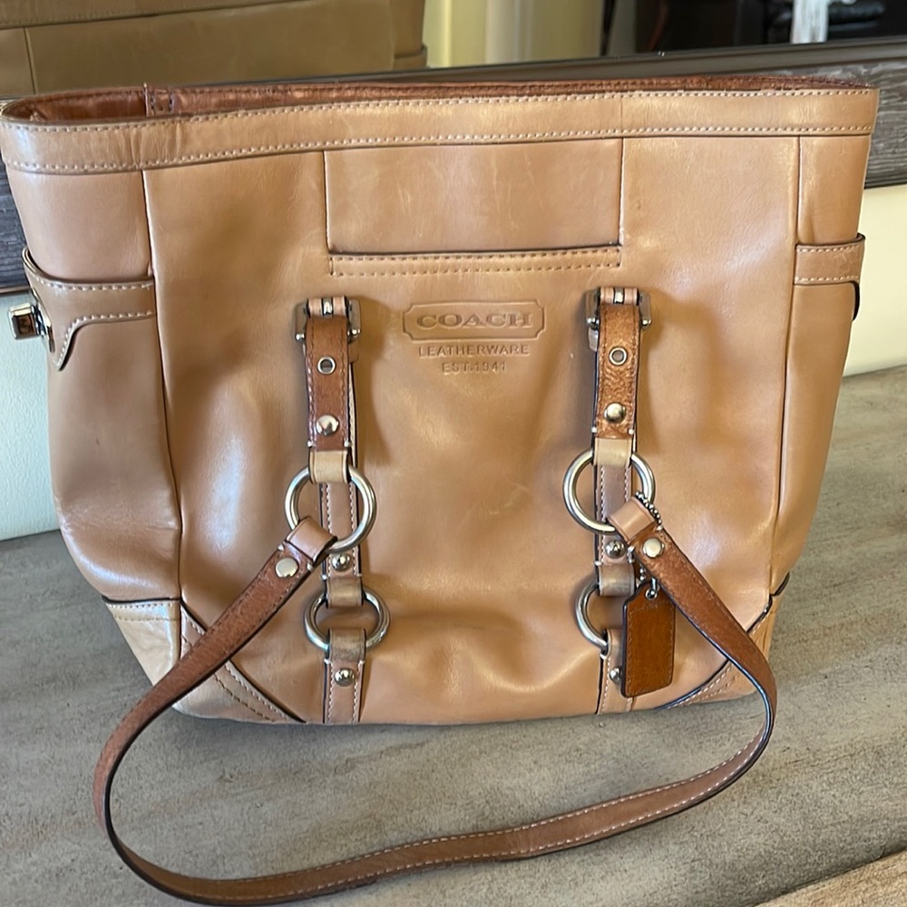 Coach leather purse